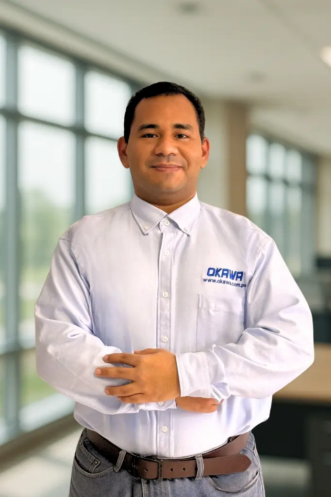 Foto de Abraham Colmenares, Especialista en Soporte de Laptops de Okawa.